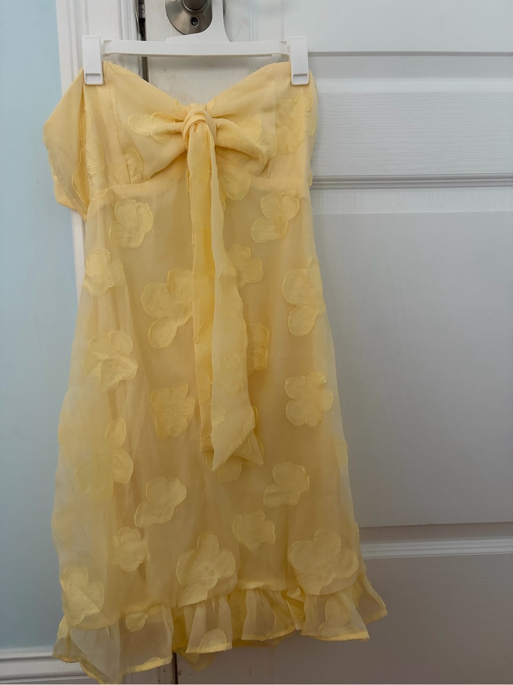 Women’s Yellow Floral Bow-Back Dress